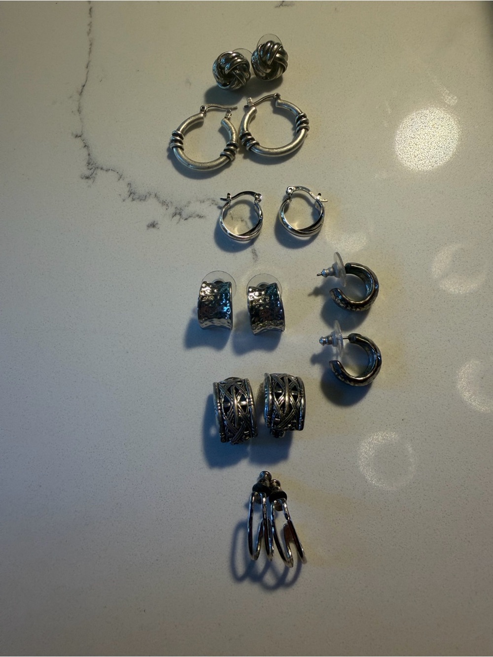 Lot of Vintage Hoop Earrings - 60s, 70s, 80s and 90s Style - Silver 🩶